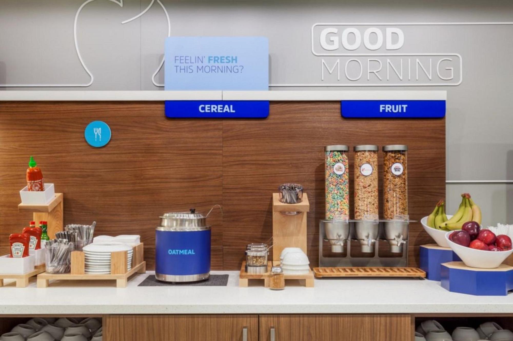 Holiday Inn Express & Suites - Miramar By Ihg Exteriör bild