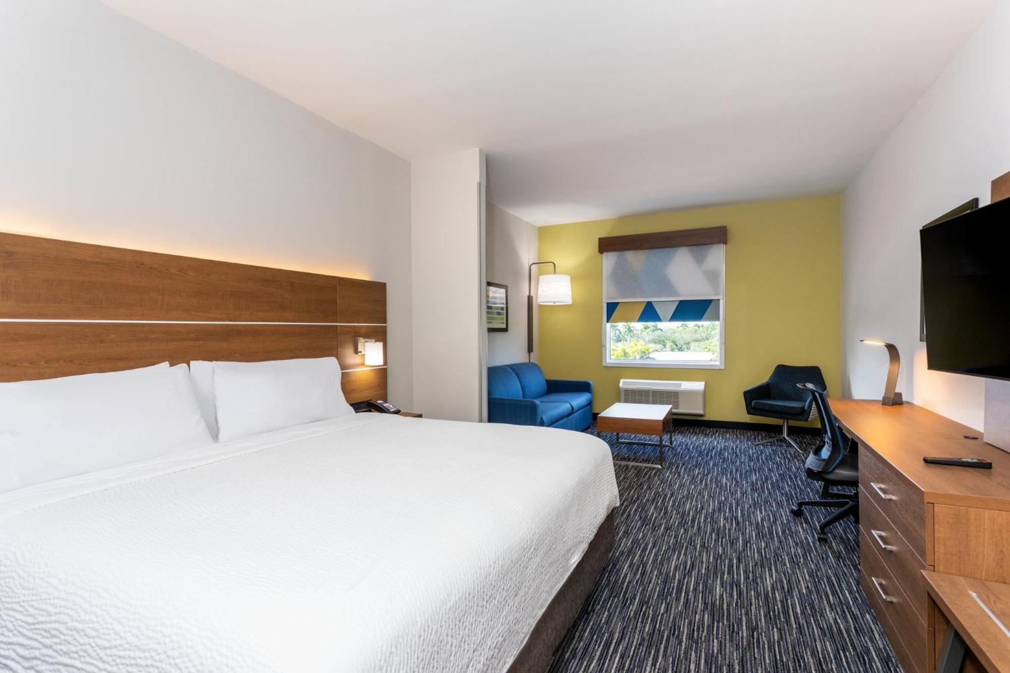 Holiday Inn Express & Suites - Miramar By Ihg Exteriör bild