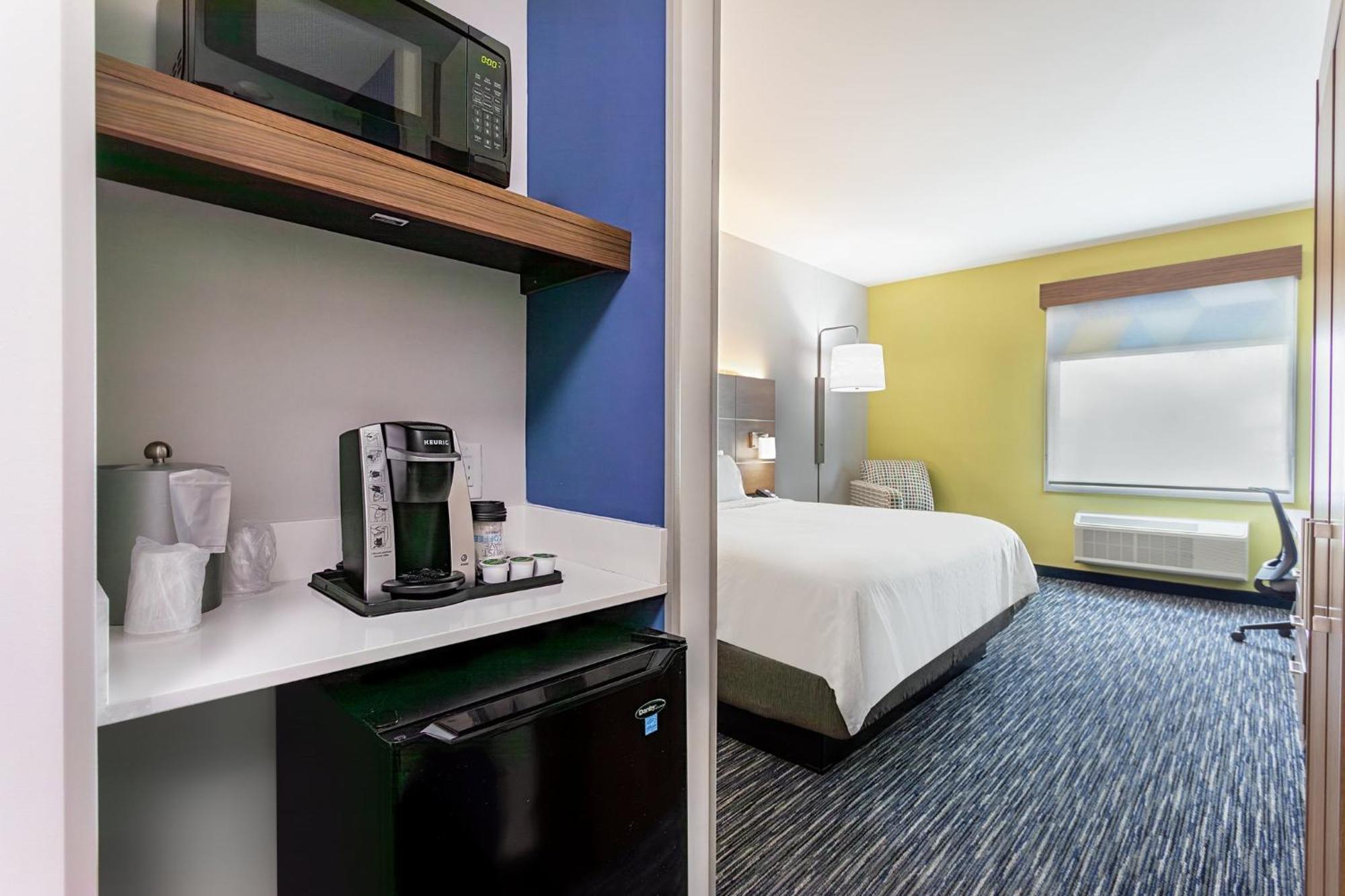 Holiday Inn Express & Suites - Miramar By Ihg Exteriör bild