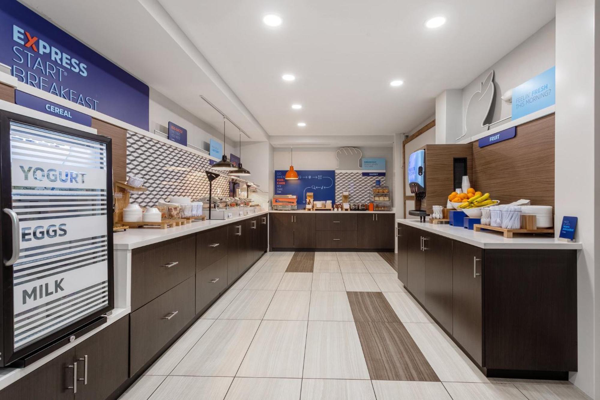 Holiday Inn Express & Suites - Miramar By Ihg Exteriör bild